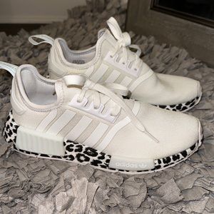 Women’s White Adidas Sneakers Boost